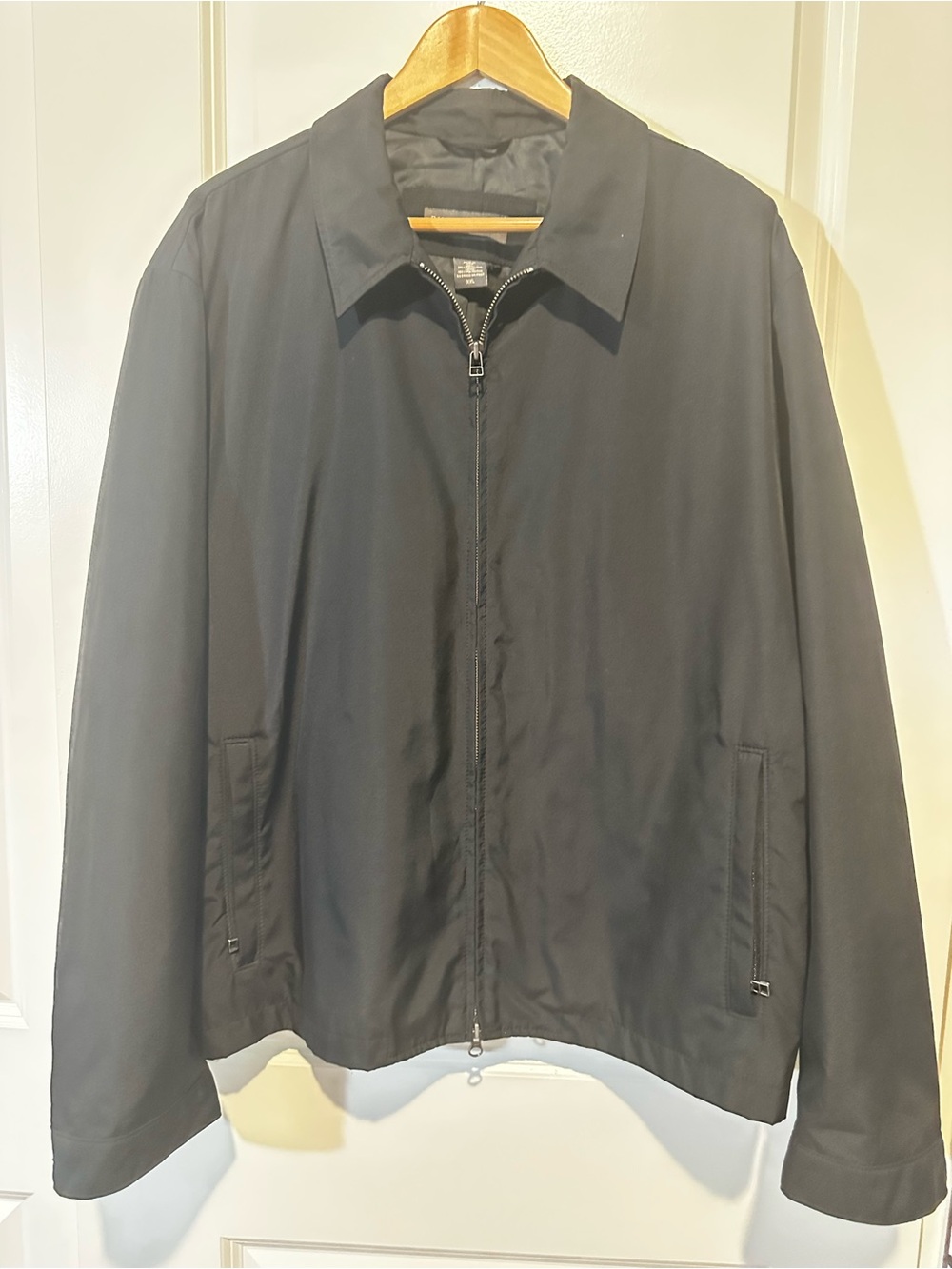 Banana Republic Men's Black Lightweight Zip-Front Jacket